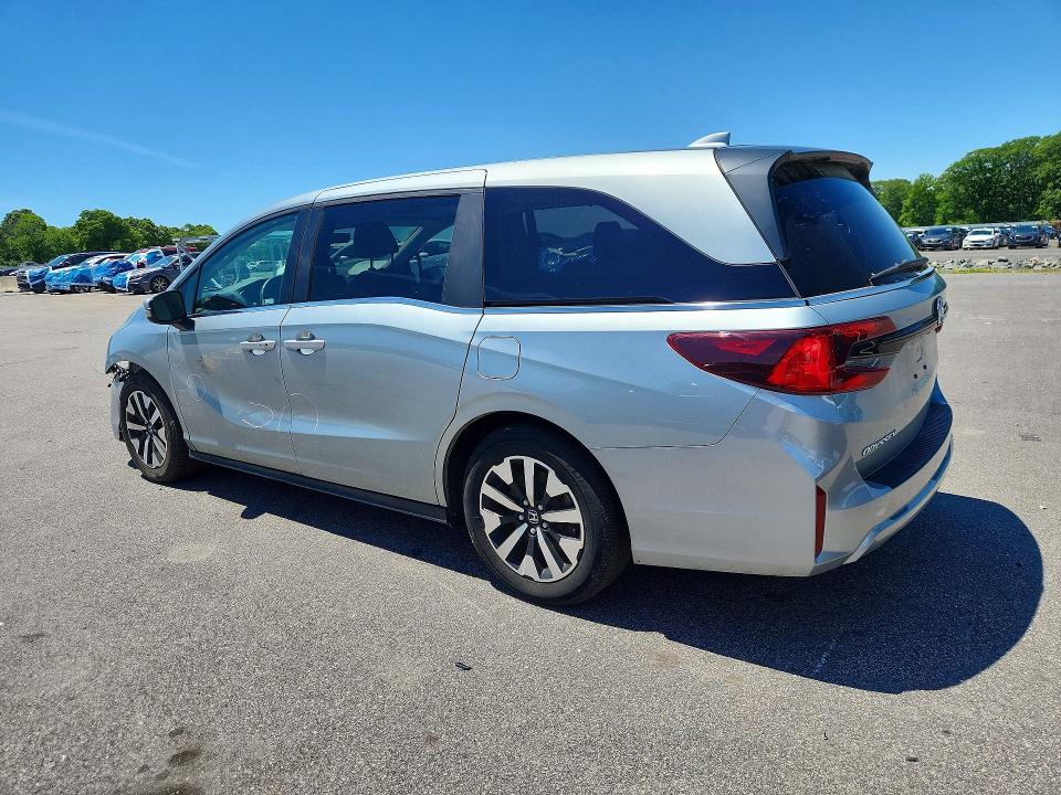 2025 Honda Odyssey VIN 5FNRL6H69SB071048 COPART salvage auction — FRONT END, Ok - Certificate Of Title, sold $27,500 on 2026-07-29 (photo 2)