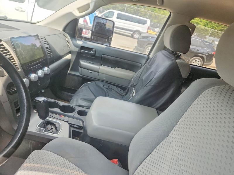 2010 Toyota Tundra VIN 5TFEY5F15AX092355 COPART salvage auction — SIDE, Md - Cert Of Salvage > 75% Damage, sold $1,550 on 2026-07-24 (photo 8)