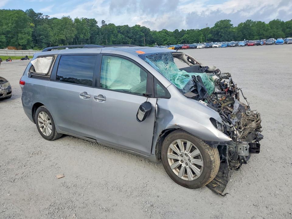 2011 Toyota Sienna VIN 5TDDK3DC7BS005942 COPART salvage auction — FRONT END, Nc - Salvage Certificate Of Title, sold $175 on 2026-07-29 (photo 4)