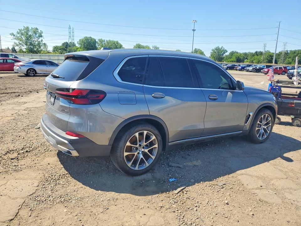 2024 BMW VIN 5UX23EU05R9V22900 COPART salvage auction — FRONT END, Oh - Cert Of Title-Salvage, sold $8,000 on 2026-07-28 (photo 3)