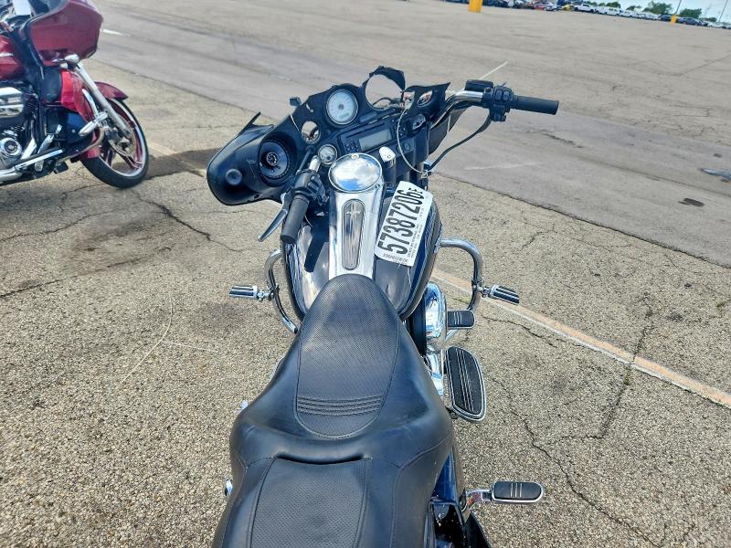 2009 Harley-davidson Flhx VIN 1HD1KB4119Y688911 COPART salvage auction — ALL OVER, OH - CERT OF TITLE-SALVAGE, sold $1,250 on 2026-07-08 (photo 6)