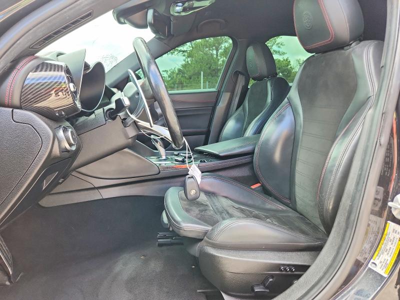 2017 Alfa romeo Giulia VIN ZARFAEAV2H7518277 COPART salvage auction — FRONT END, FL - CERT OF TITLE SLVG REBUILDABLE, sold $3,600 on 2026-07-29 (photo 7)
