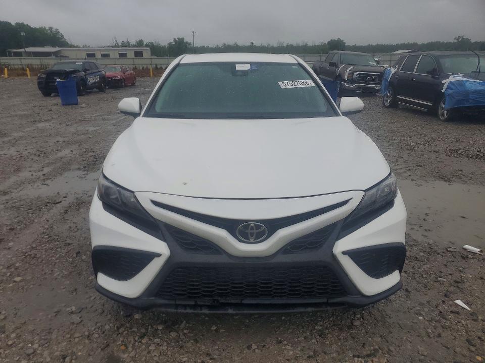 2021 Toyota Camry VIN 4T1G11AK8MU555239 COPART salvage auction — MINOR DENT/SCRATCHES, Al - Certificate Of Title (P), sold $11,200 on 2026-07-30 (photo 5)