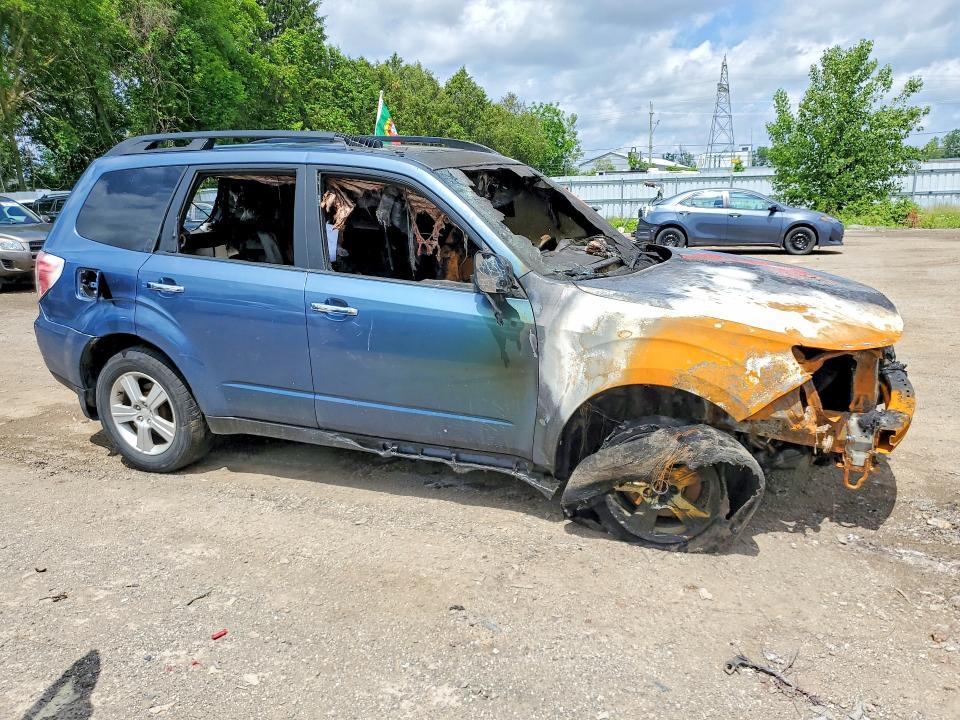 2009 Subaru Forester VIN JF2SH63619H737146 COPART salvage auction — ENGINE BURN, On - Permit Irrepairable, sold $125 on 2026-07-28 (photo 4)