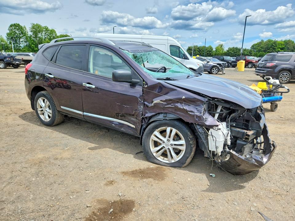 2015 Nissan Rogue VIN JN8AS5MV1FW760384 COPART salvage auction — ALL OVER, CT - CERT OF TITLE-SALVAGE, sold $450 on 2026-07-02 (photo 4)