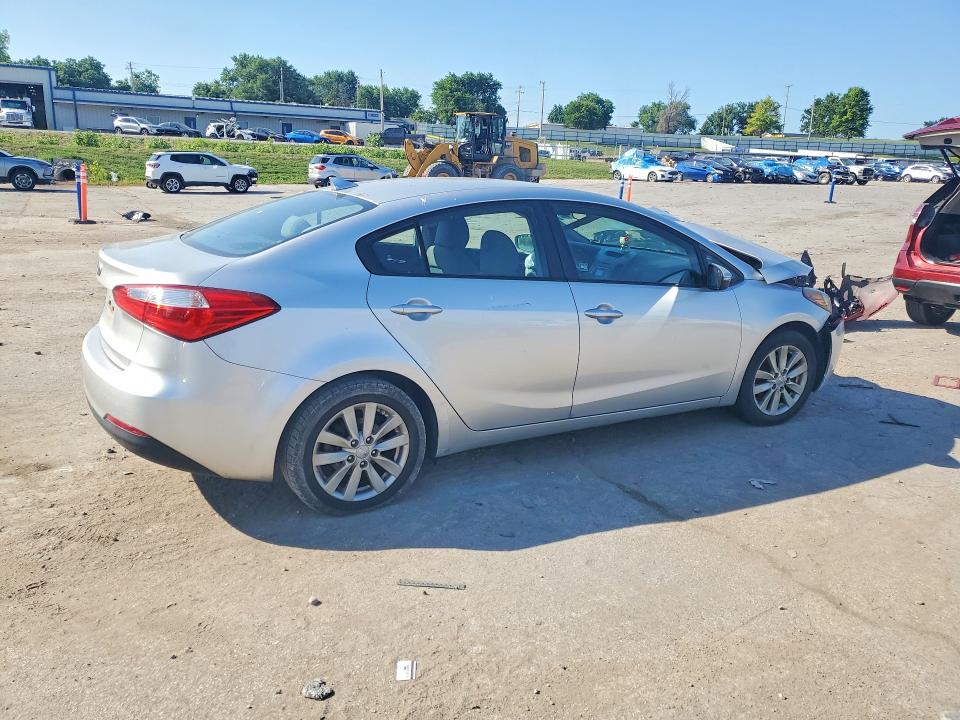 2014 Kia Forte VIN KNAFX4A67E5079836 COPART salvage auction — FRONT END, MO - SALVAGE CERTIFICATE OF TITLE, sold $175 on 2026-07-28 (photo 3)
