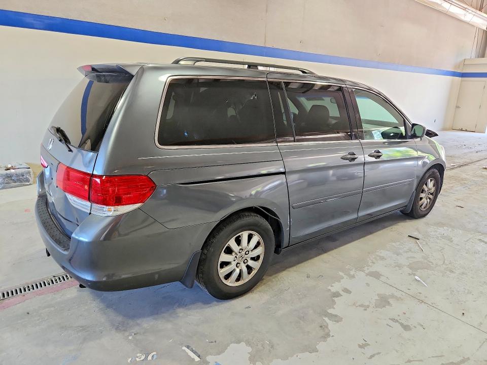 2010 Honda Odyssey VIN 5FNRL3H44AB099934 COPART salvage auction — FRONT END, VA - CERT OF TITLE - SALVAGE, sold $425 on 2026-07-02 (photo 3)