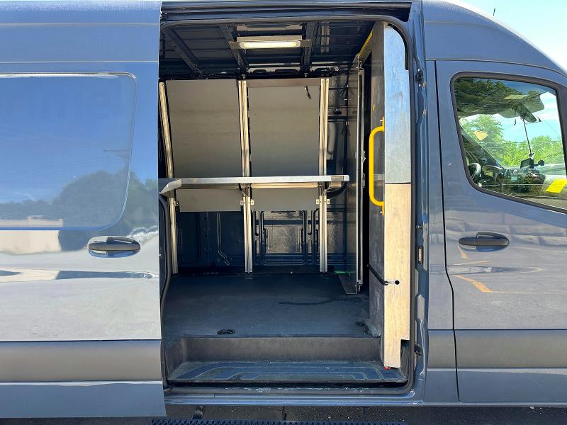 2019 Mercedes-benz Sprinter VIN WD4PF1CD2KP125275 COPART salvage auction — MECHANICAL, MA - CERTIFICATE OF TITLE, sold $13,400 on 2026-07-29 (photo 8)