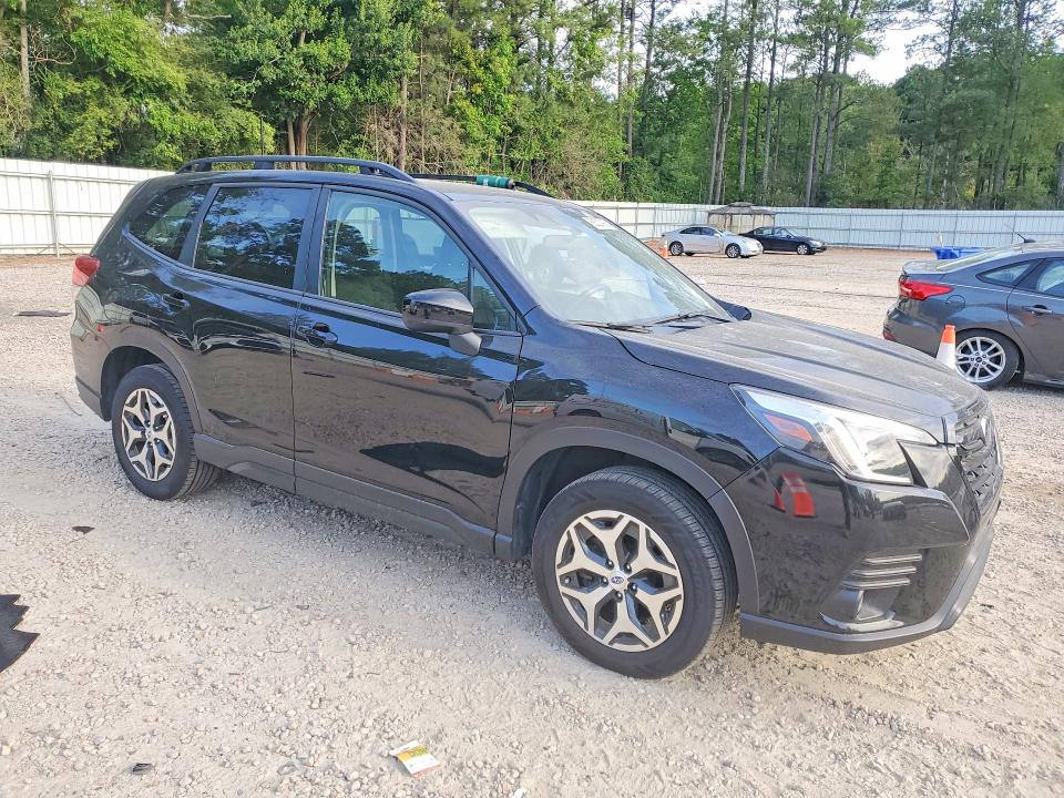 2022 Subaru VIN JF2SKAEC1NH513697 COPART salvage auction — MINOR DENT/SCRATCHES, Nc - Salvage Certificate Of Title, sold $11,900 on 2026-07-24 (photo 4)
