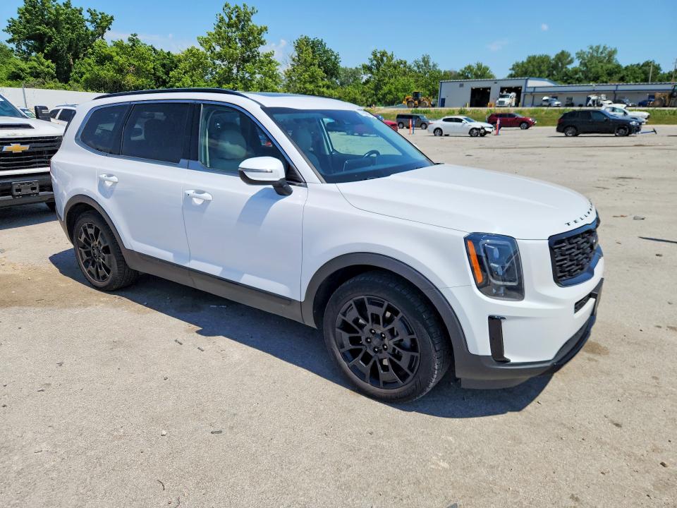 2021 Kia Telluride VIN 5XYP3DHC2MG123746 COPART salvage auction — HAIL, ID - SALVAGE CERTIFICATE OF TITLE, sold $7,300 on 2026-07-28 (photo 4)