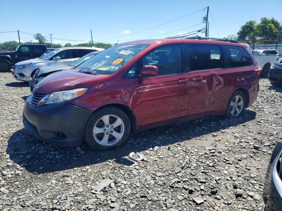 2017 Toyota Sienna VIN 5TDKZ3DC3HS772408 COPART salvage auction — BIOHAZARD/CHEMICAL, Ny - Certificate Of Title, sold $2,100 on 2026-07-13 (photo 1)
