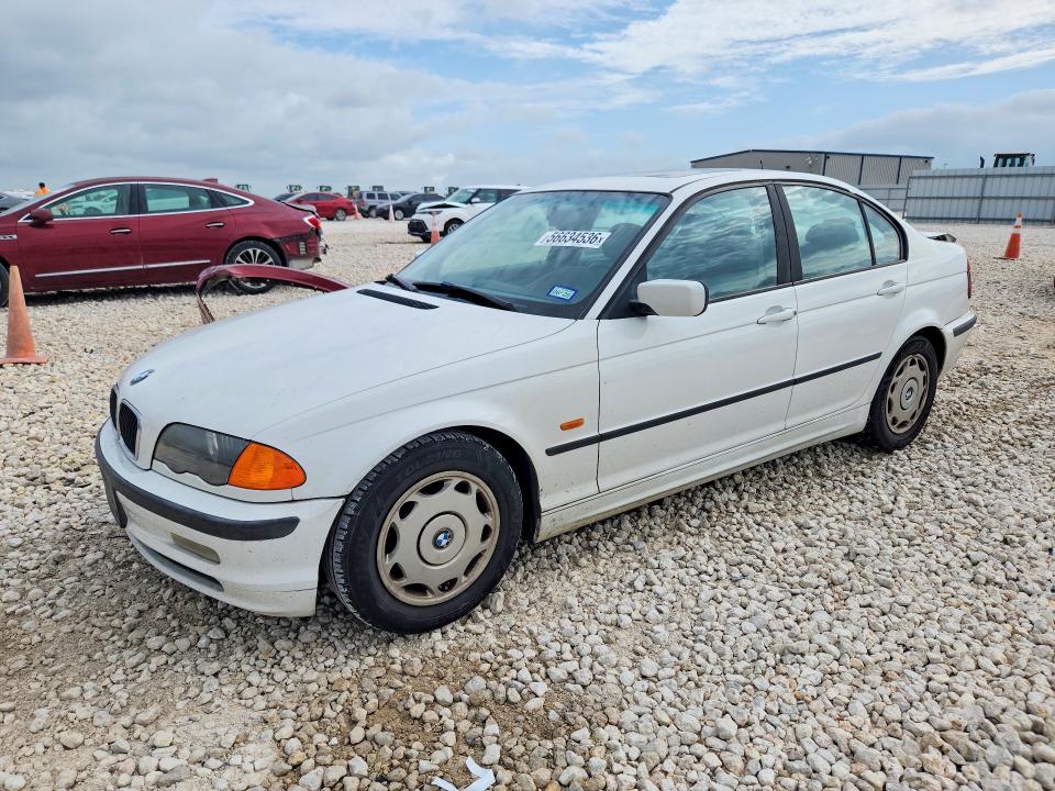 2000 BMW 3er VIN WBAAN3340YNC90129 — COPART salvage auction photo