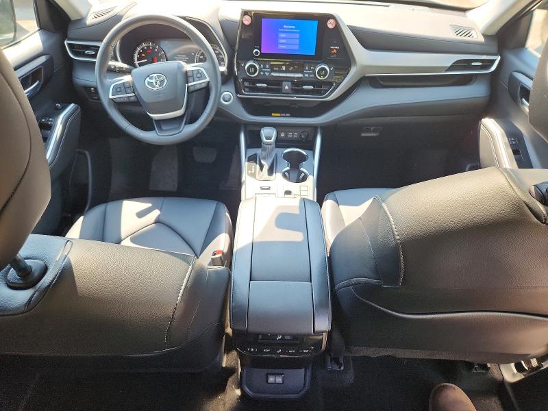 2026 Toyota Highlander VIN 5TDKDRBH5TS604200 COPART salvage auction — REAR END, Nj - Cert Of Title-Salvage, sold $17,300 on 2026-07-30 (photo 8)