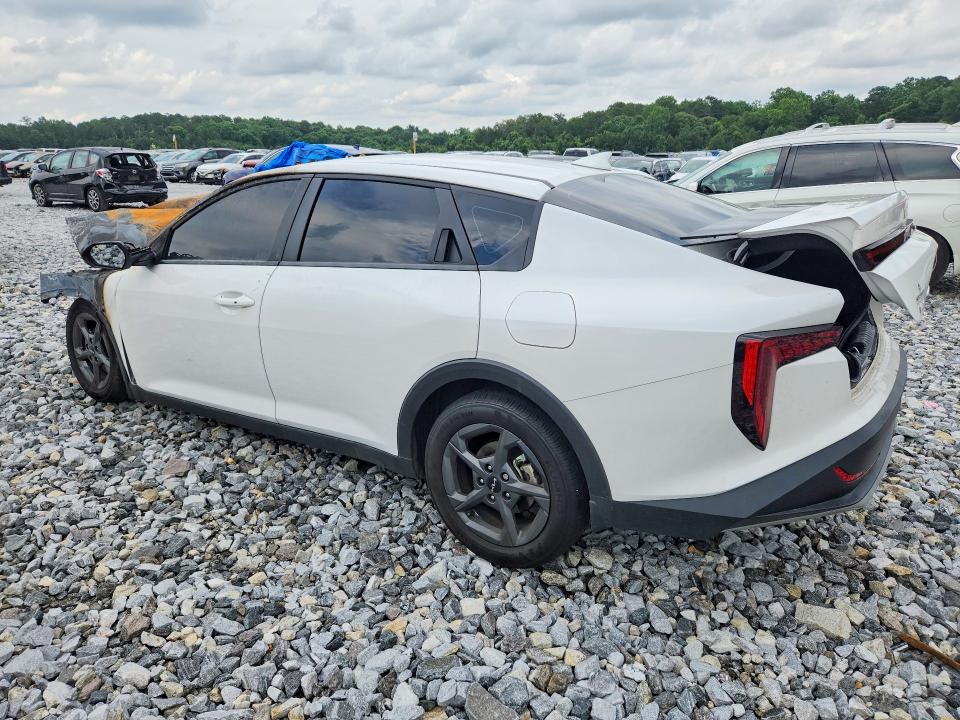 2025 Kia K4 VIN 3KPFT4DE7SE115882 COPART salvage auction — BURN, Ga - Bill Of Sale - Parts Only, sold $800 on 2026-07-09 (photo 2)