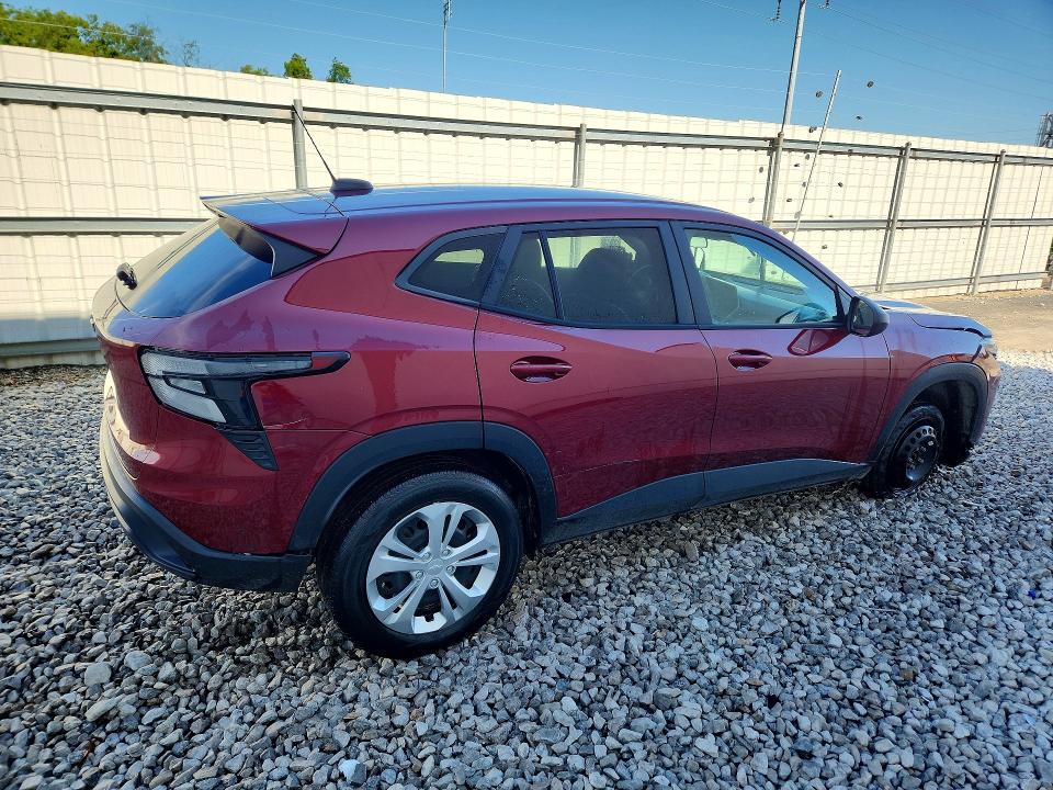 2024 Chevrolet Trax VIN KL77LFE28RC246757 COPART salvage auction — FRONT END, VA - CERT OF TITLE - SALVAGE, sold $3,950 on 2026-07-09 (photo 3)
