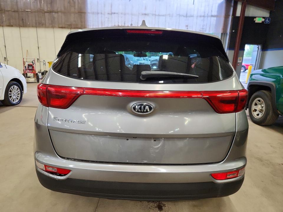 2018 Kia Sportage VIN KNDPMCAC1J7359511 COPART salvage auction — MINOR DENT/SCRATCHES, In - Certificate Of Title, sold $5,300 on 2026-07-27 (photo 6)
