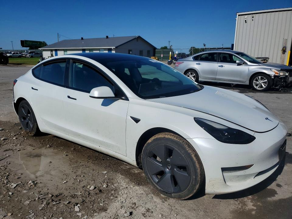 2021 Tesla Model 3 VIN 5YJ3E1EA8MF913327 COPART salvage auction — SIDE, Mo - Salvage Certificate Of Title, sold $5,500 on 2026-07-20 (photo 4)