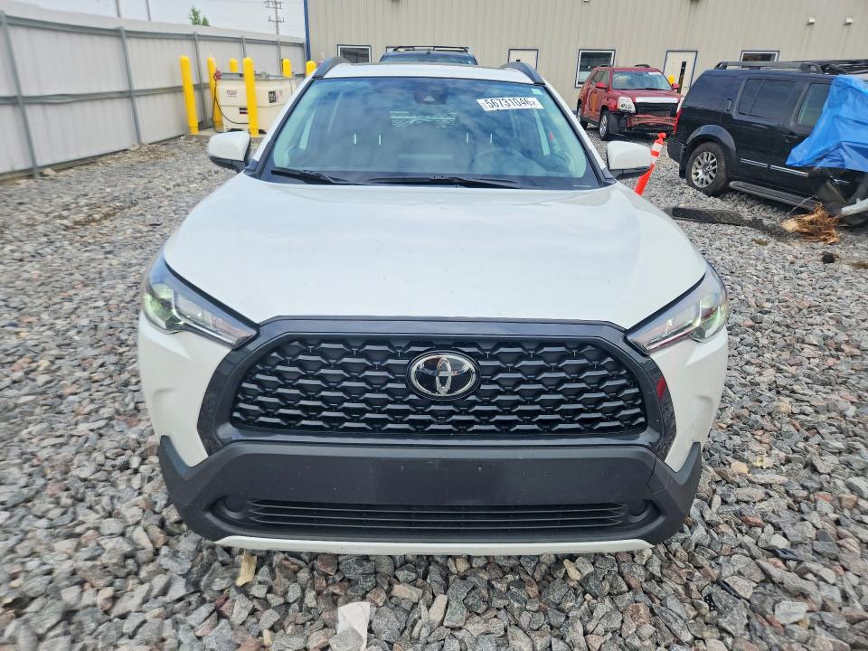 2022 Toyota Corolla cross VIN 7MUBAABG6NV009950 COPART salvage auction — HAIL, WI - SALVAGE - MULTIPLE BRANDS, sold $13,400 on 2026-07-20 (photo 5)