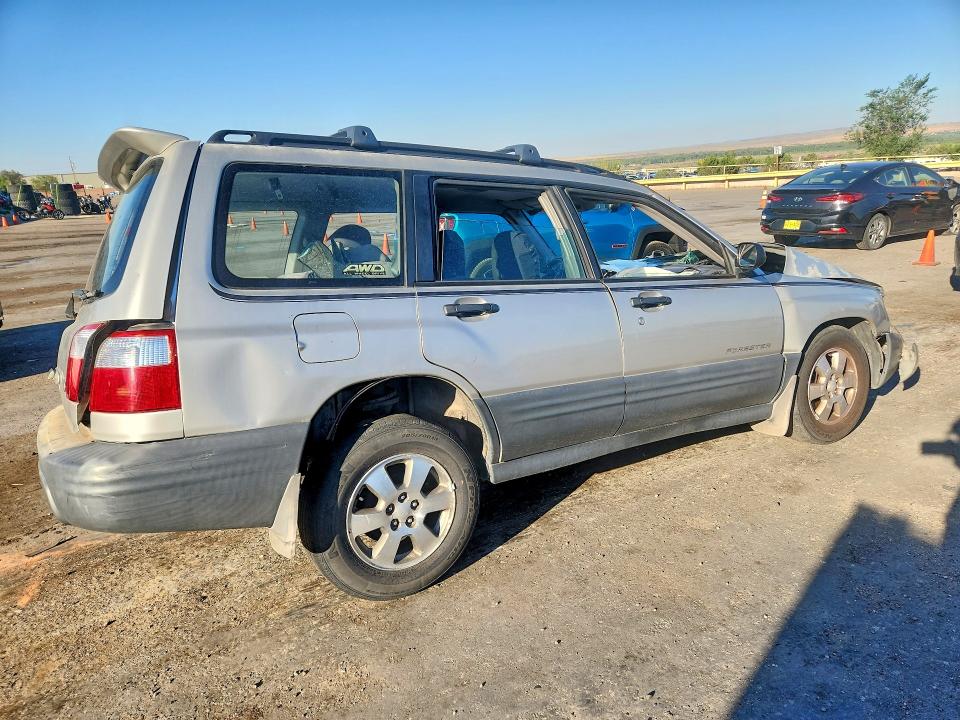 2001 Subaru Forester VIN JF1SF63571H717621 COPART salvage auction — FRONT END, Nm - Non-Repairable Vehicle Cert, sold $200 on 2026-07-27 (photo 3)