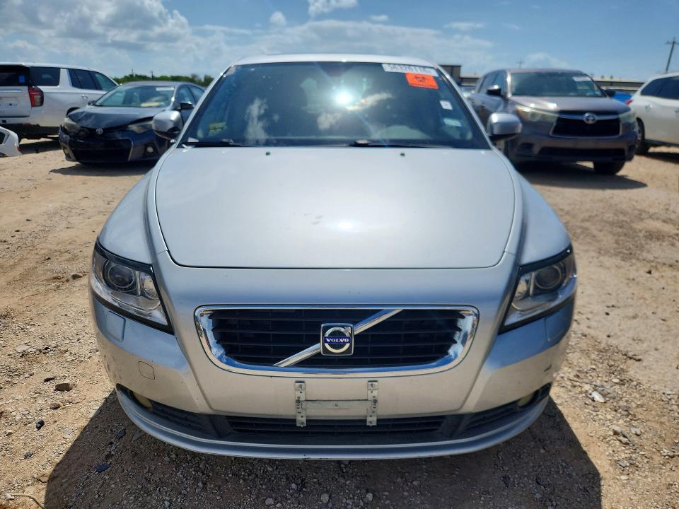 2009 Volvo S40 VIN YV1MS382092462783 COPART salvage auction — WATER/FLOOD, Tx - Salvage Title-Flood Damage, sold $125 on 2026-07-02 (photo 5)