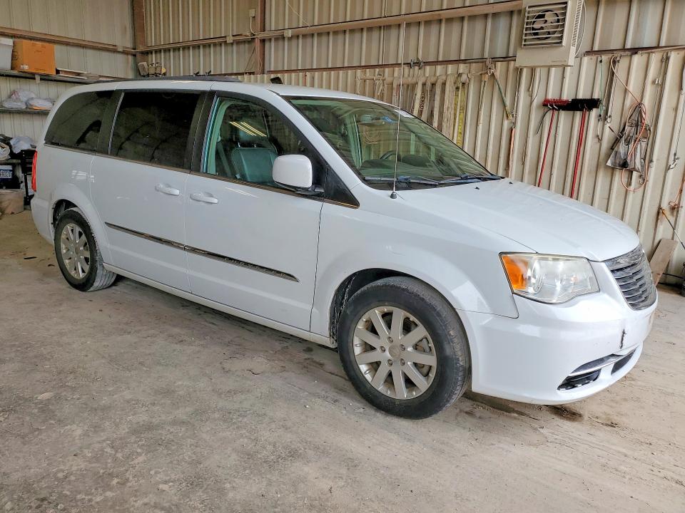 2016 Chrysler Voyager VIN 2C4RC1BG1GR298525 COPART salvage auction — WATER/FLOOD, Tx - Salvage Title-Flood Damage, sold $300 on 2026-07-17 (photo 4)