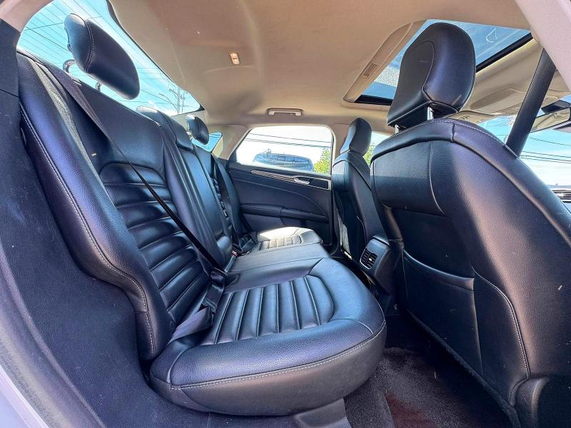 2020 Ford Fusion VIN 3FA6P0CDXLR117972 COPART salvage auction — NORMAL WEAR, IN - CERTIFICATE OF TITLE (P), sold $4,450 on 2026-07-10 (photo 6)