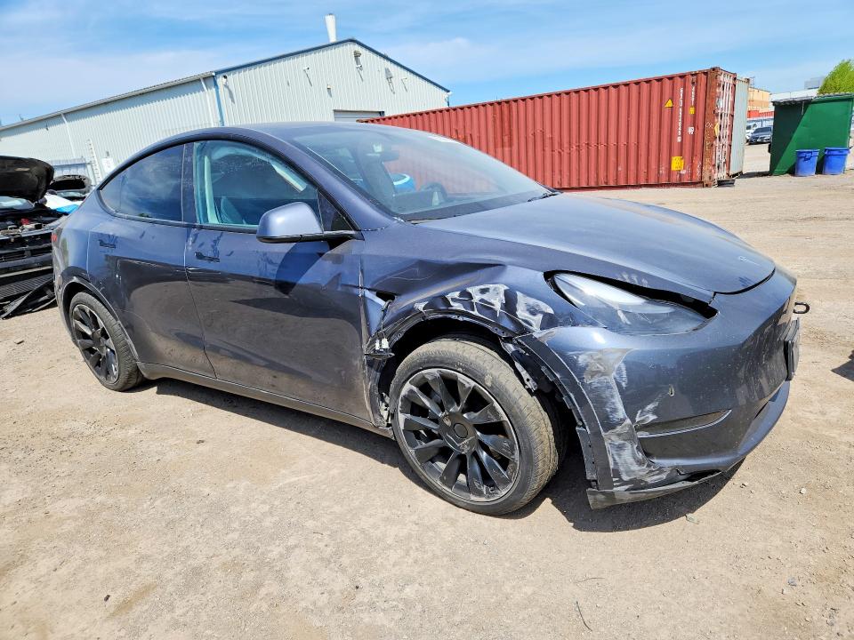 2023 Tesla Mdl y VIN 7SAYGDEE9PF775471 COPART salvage auction — FRONT END, ON - PERMIT NO BRAND - UNFIT, sold $6,100 on 2026-07-21 (photo 4)