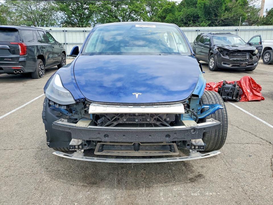 2024 Tesla Model y VIN 7SAYGDEE2RF983601 COPART salvage auction — SIDE, OH - CERT OF TITLE-SALVAGE, sold $7,100 on 2026-07-22 (photo 5)