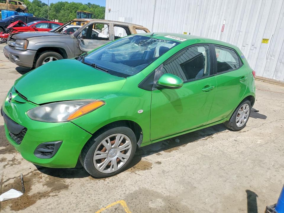 2011 Mazda 2 VIN JM1DE1HZ3B0105145 COPART salvage auction — FRONT END, Nj - Cert Of Title-Salvage, sold $675 on 2026-07-15 (photo 1)