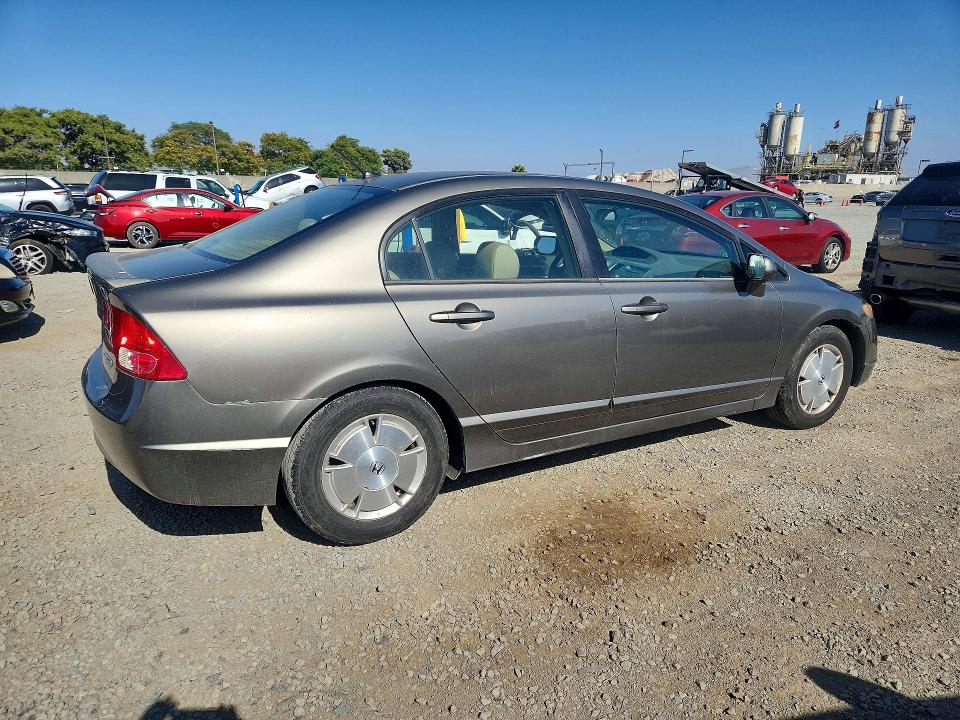 2006 Honda Civic hybrid VIN JHMFA36266S004020 COPART salvage auction — MINOR DENT/SCRATCHES, Ca - Dis/Dlr/Exp Only Clean Title, sold $425 on 2026-07-28 (photo 3)