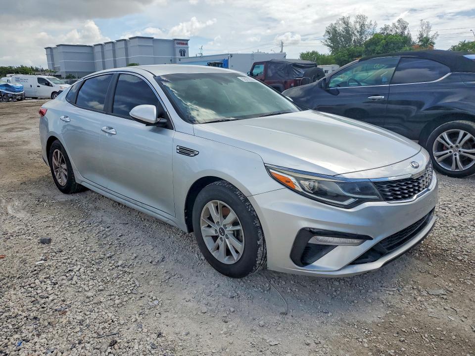 2019 Kia Optima VIN 5XXGT4L34KG280347 COPART salvage auction — MINOR DENT/SCRATCHES, Fl - Certificate Of Title (P), sold $1,000 on 2026-07-07 (photo 4)