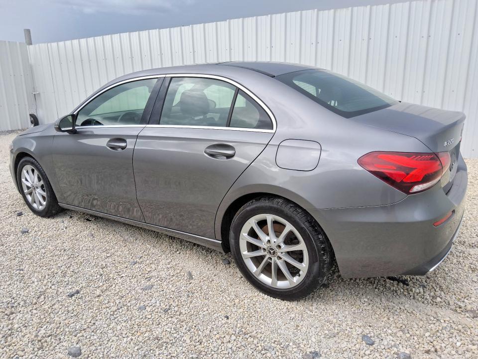 2020 Mercedes-benz A-class VIN W1K3G4EB2LW047449 COPART salvage auction — MINOR DENT/SCRATCHES, Fl - Certificate Of Title, sold $3,500 on 2026-07-28 (photo 2)