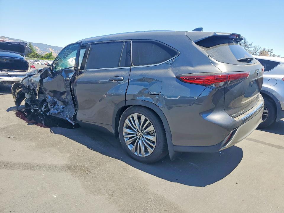 2022 Toyota Highlander VIN 5TDFZRBH1NS230514 COPART salvage auction — SIDE, CA - SALVAGE CERTIFICATE, sold $14,100 on 2026-07-28 (photo 2)
