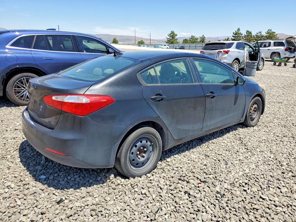 2016 Kia Forte VIN KNAFK4A61G5486438 COPART salvage auction — MINOR DENT/SCRATCHES, NV - CERTIFICATE OF TITLE, sold $625 on 2026-07-09 (photo 3)