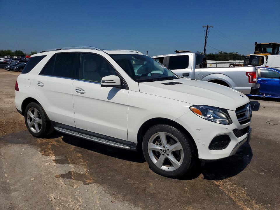 2018 Mercedes-benz Gle VIN 4JGDA5JB0JB039796 COPART salvage auction — MINOR DENT/SCRATCHES, Tx - Certificate Of Title (P), sold $10,000 on 2026-07-20 (photo 4)