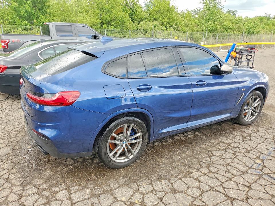 2019 BMW X4 VIN 5UXUJ5C58KLJ63868 COPART salvage auction — WATER/FLOOD, Mi - Cert Of Title-Flood Vehicle, sold $8,600 on 2026-08-21 (photo 3)