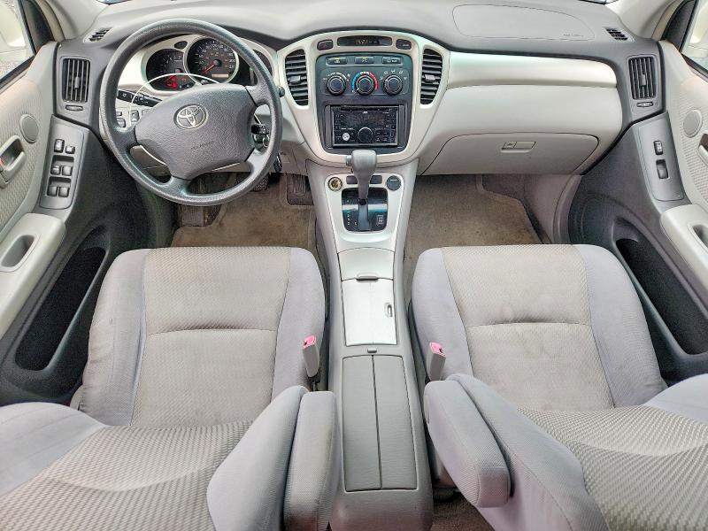 2006 Toyota Highlander VIN JTEHP21A360168690 COPART salvage auction — MINOR DENT/SCRATCHES, QC - CERTIFICAT-VEH. A INSPECTER, sold $1,900 on 2026-07-30 (photo 8)