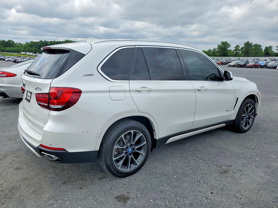 2017 BMW VIN 5UXKT0C32H0V95501 COPART salvage auction — MINOR DENT/SCRATCHES, DE - CERTIFICATE OF TITLE (P), sold $8,100 on 2026-07-28 (photo 3)