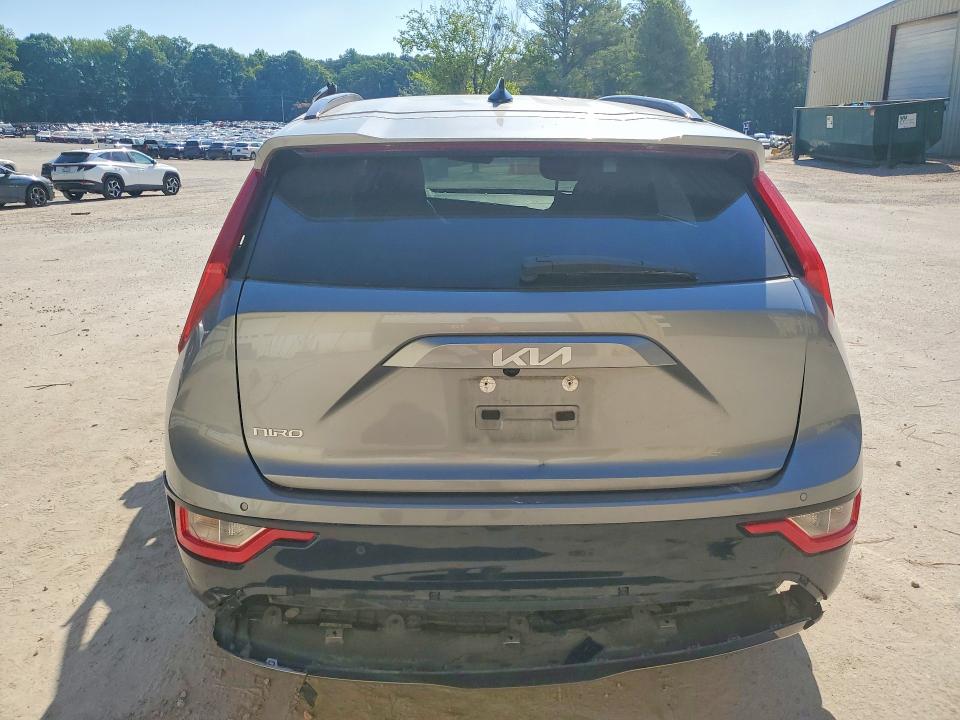 2023 Kia Niro VIN KNDCR3L18P5073462 COPART salvage auction — SIDE, Nc - Salvage Certificate Of Title, sold $1,550 on 2026-07-24 (photo 6)