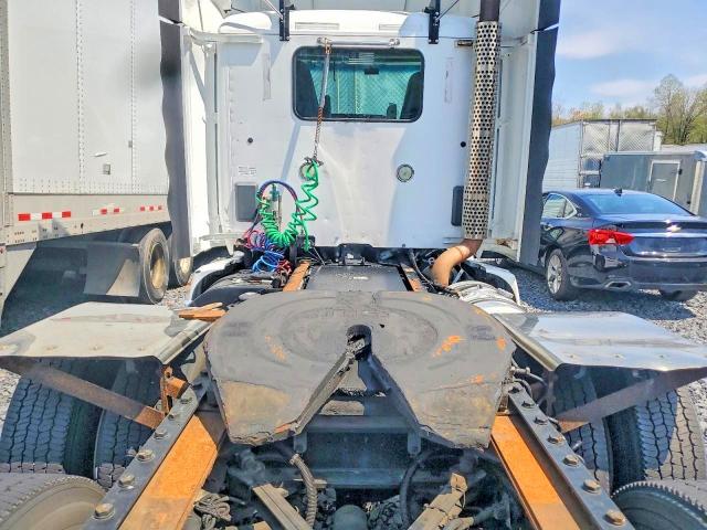 2014 Kenworth T680 VIN 1XKYD49X4EJ412863 COPART salvage auction — NORMAL WEAR, IN - CERTIFICATE OF TITLE, sold $14,000 on 2026-07-07 (photo 6)