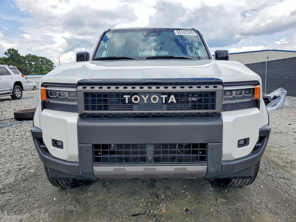 2025 Toyota Land cruiser VIN JTEABFAJ0S5015320 COPART salvage auction — REAR END, Sc - Cert Of Title-Salvage, sold $41,750 on 2026-07-08 (photo 5)