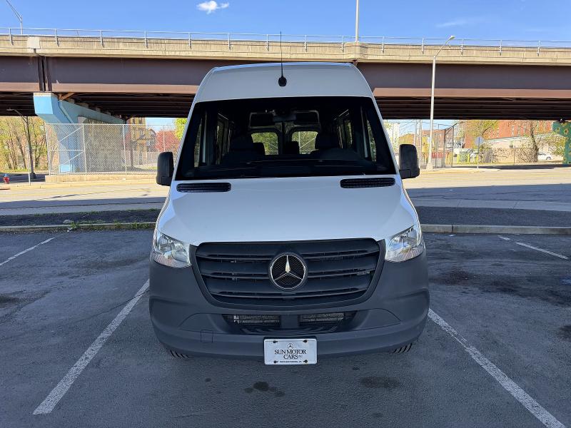 2023 Mercedes-benz Sprinter VIN W1W4NBHY6PT150314 COPART salvage auction — MINOR DENT/SCRATCHES, Pa - Cert Of Title (P), sold $29,750 on 2026-07-29 (photo 4)