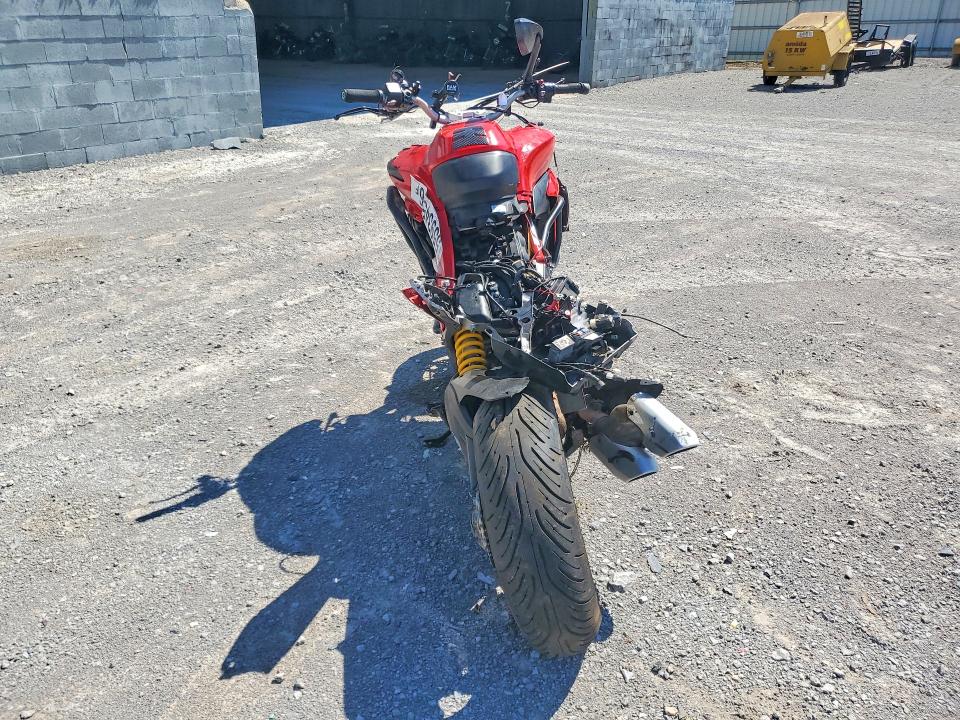 2015 Ducati VIN ZDM12BWW9FB001820 COPART salvage auction — ROLLOVER, Tn - Salvage Certificate, sold $175 on 2026-07-20 (photo 4)