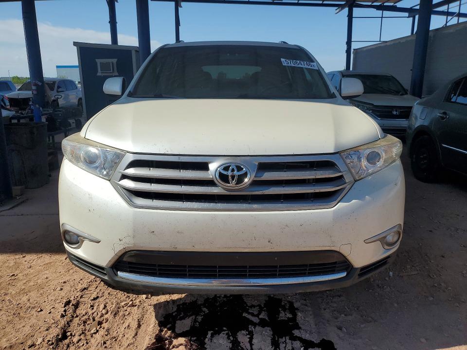 2013 Toyota Highlander VIN 5TDZK3EH1DS130972 COPART salvage auction — MECHANICAL, Az - Certificate Of Title, sold $2,050 on 2026-07-23 (photo 5)