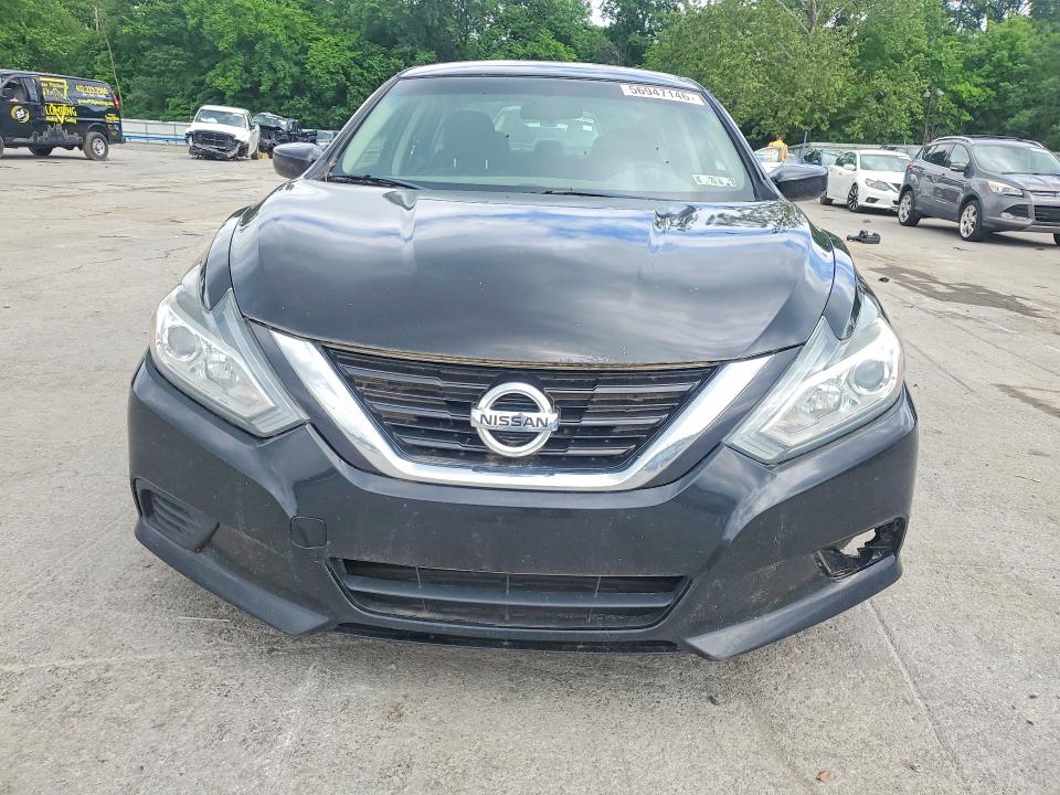 2018 Nissan Altima VIN 1N4AL3AP0JC110268 COPART salvage auction — MINOR DENT/SCRATCHES, PA - CERT OF TITLE, sold $1,100 on 2026-07-17 (photo 5)