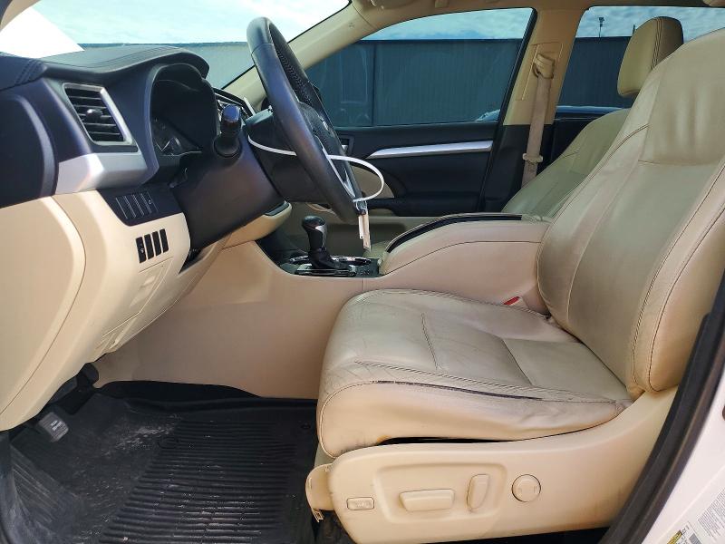 2015 Toyota Highlander VIN 5TDKKRFH2FS100854 COPART salvage auction — MINOR DENT/SCRATCHES, Fl - Certificate Of Title (P), sold $6,300 on 2026-07-27 (photo 7)