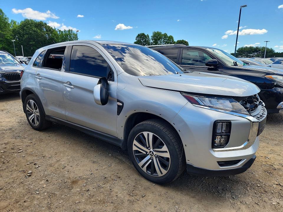 2023 Mitsubishi Outlander VIN JA4ARUAU1PU013999 COPART salvage auction — FRONT END, Va - Certificate Of Title (P), sold $8,800 on 2026-07-16 (photo 4)