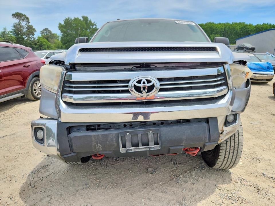 2017 Toyota Tundra VIN 5TFUY5F13HX632338 COPART salvage auction — FRONT END, Va - Cert Of Title - Salvage, sold $8,800 on 2026-07-07 (photo 5)