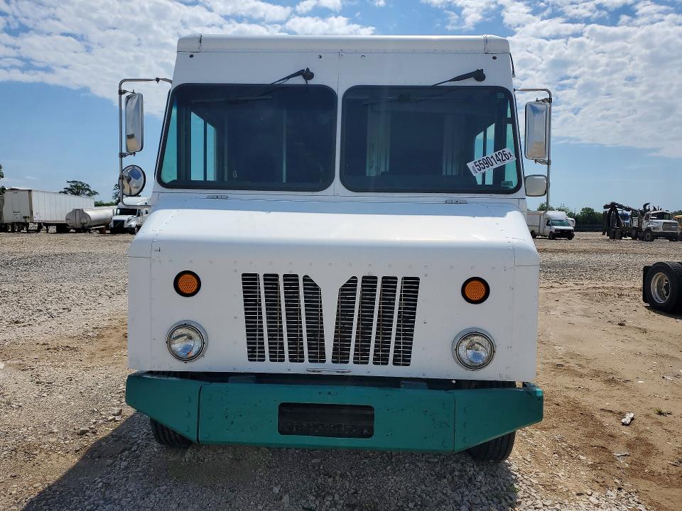2012 Workhorse custom chassis Commercial chassis VIN 5B4LFG2E1C3448723 COPART salvage auction — NORMAL WEAR, Mo - Certificate Of Title (P), sold $2,000 on 2026-07-20 (photo 5)
