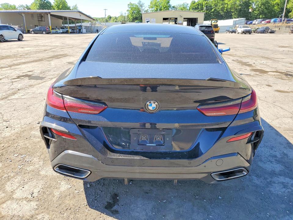 2022 BMW 8er VIN WBAGV4C01NCJ13106 COPART salvage auction — FRONT END, Ny - Mv-907A Salvage Certificate, sold $29,250 on 2026-08-17 (photo 6)